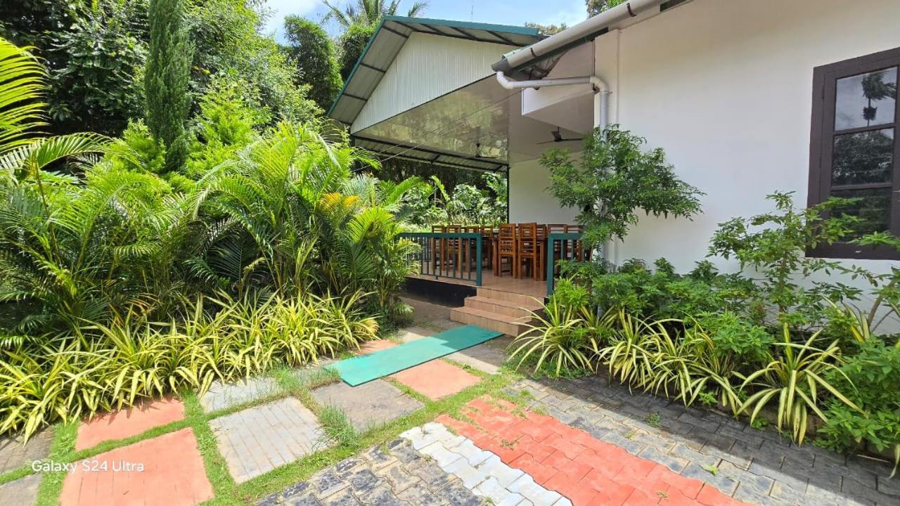Green Aura Private Villas Sultan Bathery Exterior foto
